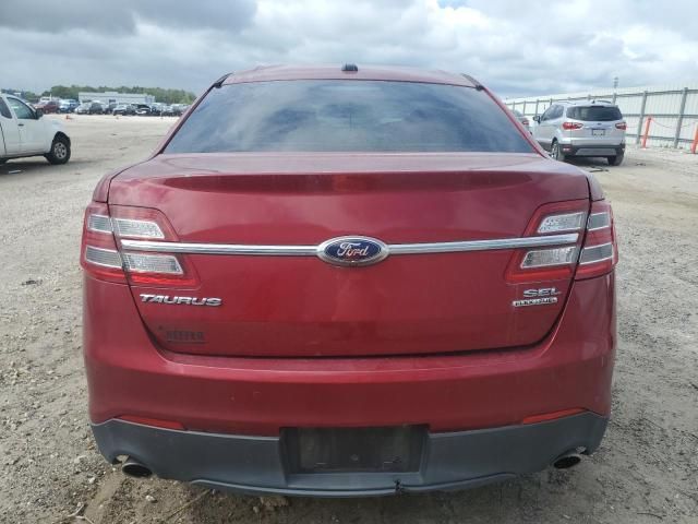 2015 Ford Taurus SEL