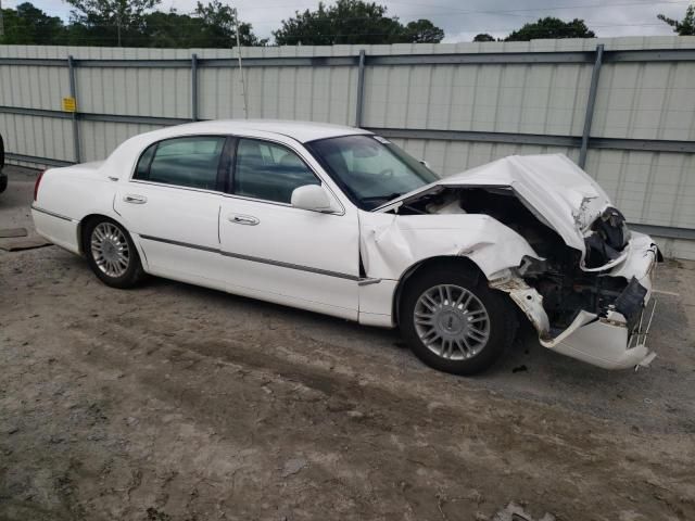 2008 Lincoln Town Car Signature Limited