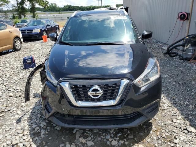 2019 Nissan Kicks S