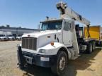 2004 Peterbilt 330