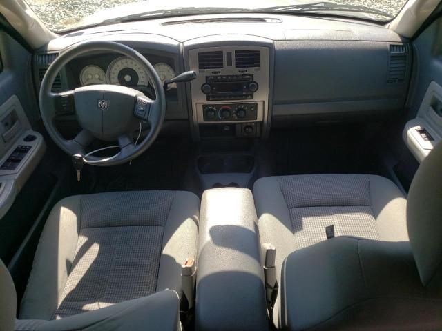 2007 Dodge Dakota Quad SLT