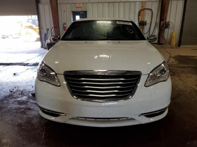 2013 Chrysler 200 Limited