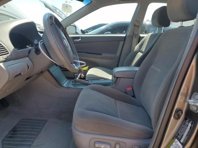 2005 Toyota Camry LE