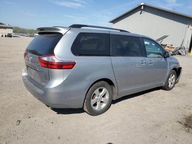 2015 Toyota Sienna LE