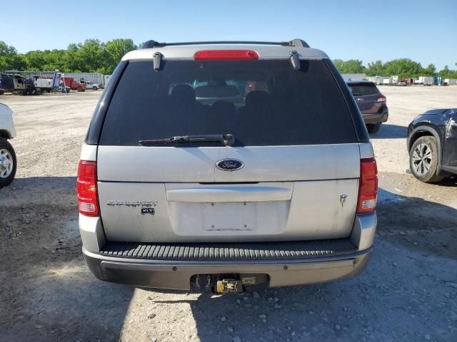 2004 Ford Explorer XLT