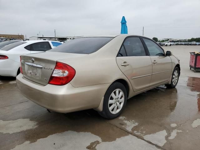 2004 Toyota Camry LE