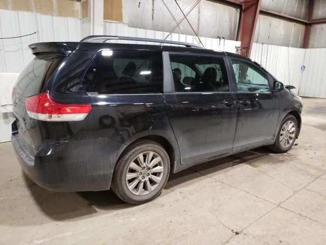 2014 Toyota Sienna LE