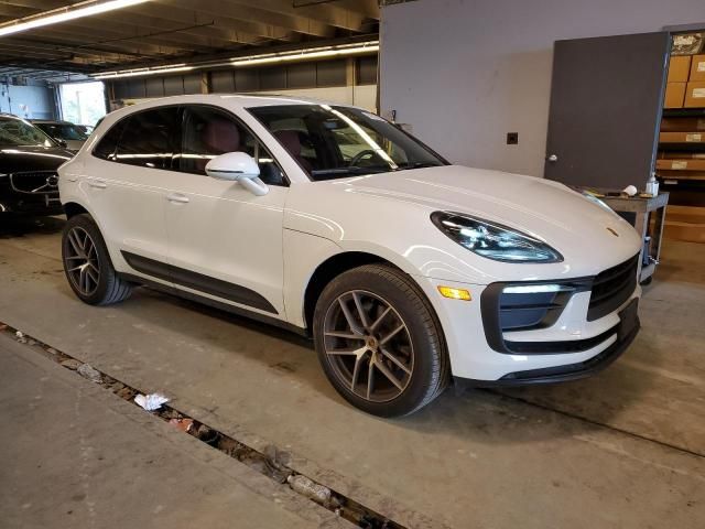 2022 Porsche Macan