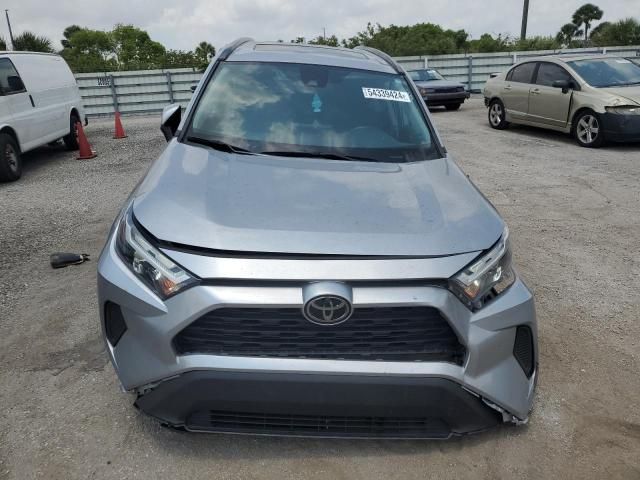 2022 Toyota Rav4 XLE