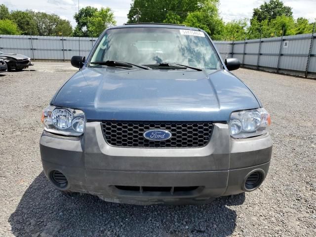 2005 Ford Escape XLS