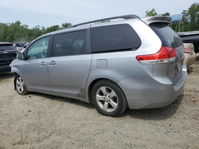 2011 Toyota Sienna LE