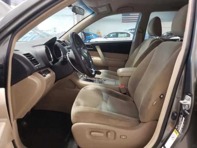 2013 Toyota Highlander Base