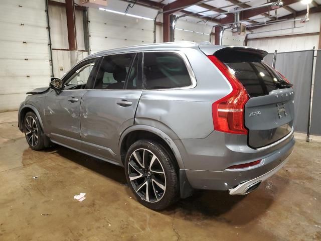 2020 Volvo XC90 T6 Momentum