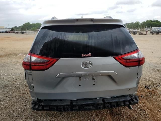 2020 Toyota Sienna LE