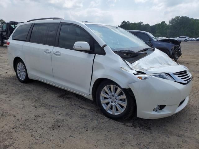 2013 Toyota Sienna XLE