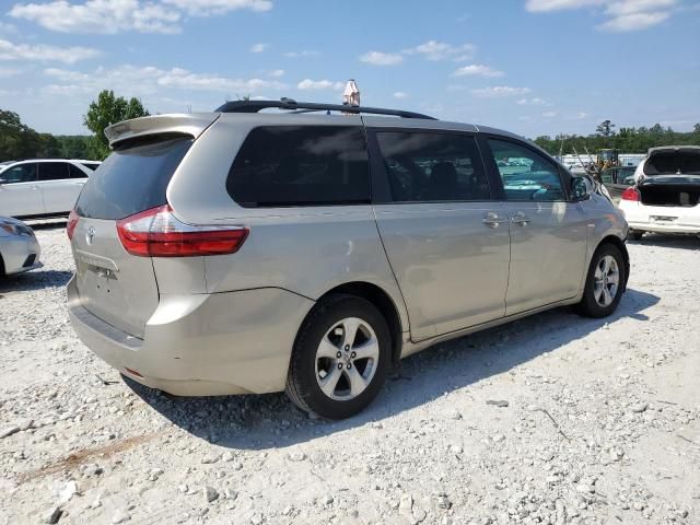 2015 Toyota Sienna LE