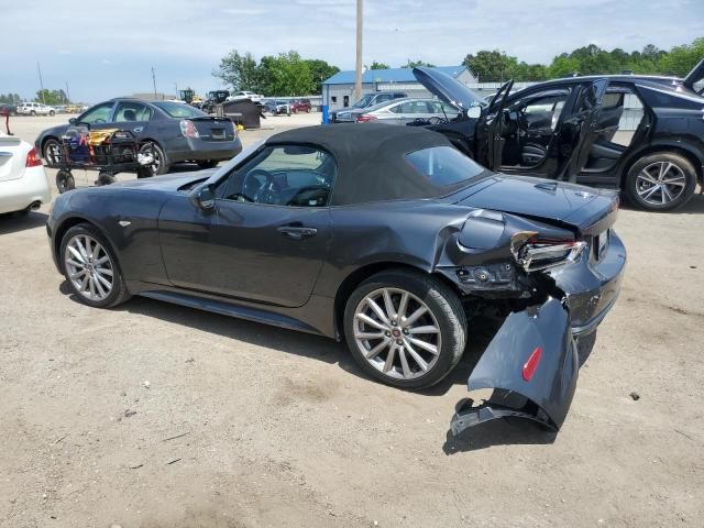 2017 Fiat 124 Spider Classica