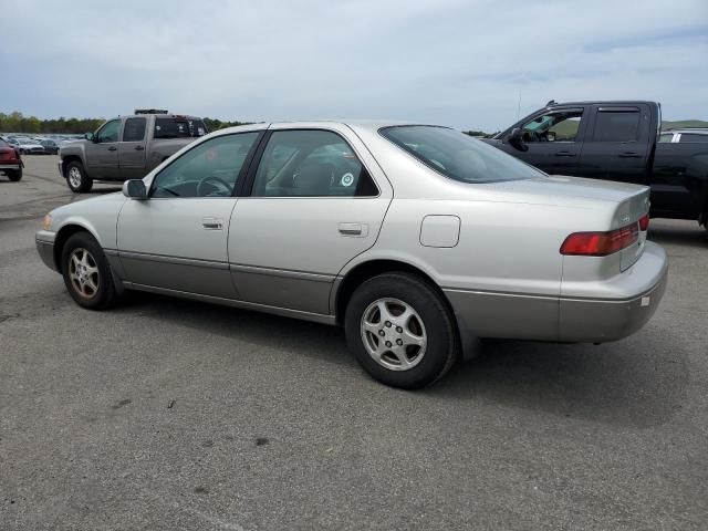 1999 Toyota Camry LE