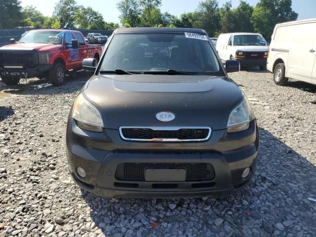 2011 KIA Soul +