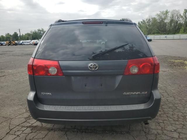 2006 Toyota Sienna XLE