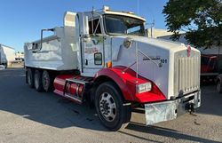 Vehiculos salvage en venta de Copart San Martin, CA: 2015 Kenworth Construction T800