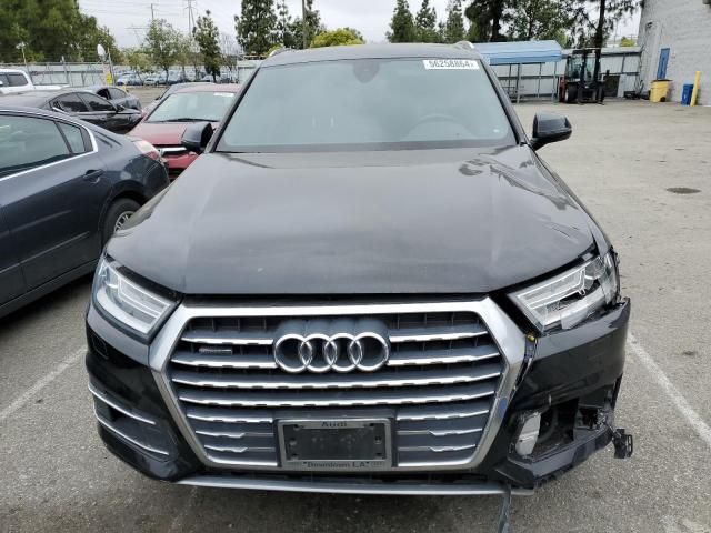 2019 Audi Q7 Premium