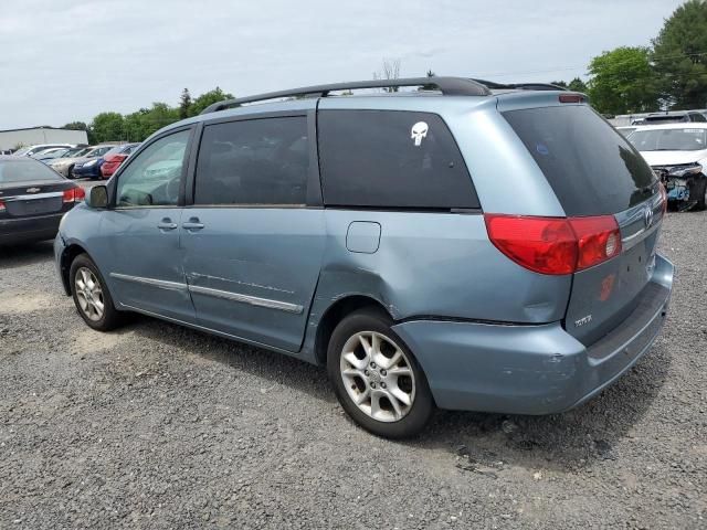 2006 Toyota Sienna XLE