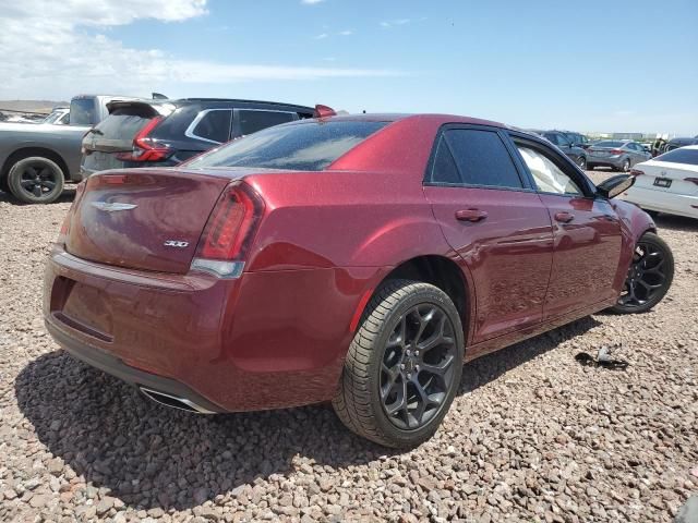 2019 Chrysler 300 Touring