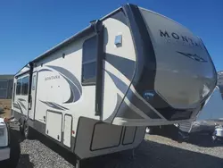 Camiones salvage sin ofertas aún a la venta en subasta: 2019 Keystone Montana