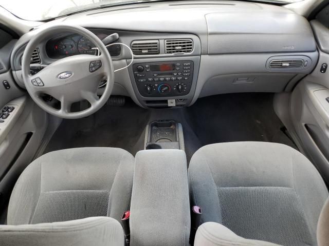 2003 Ford Taurus SE