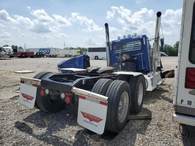 2019 Peterbilt 389