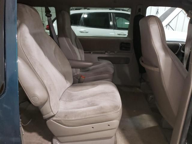 1994 Dodge Grand Caravan SE