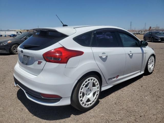 2016 Ford Focus ST