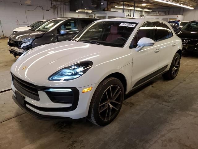 2022 Porsche Macan