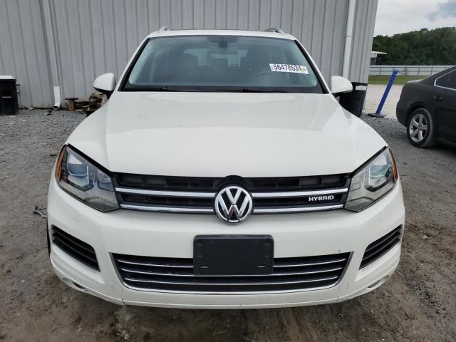 2011 Volkswagen Touareg Hybrid