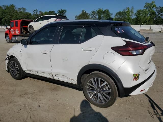 2022 Nissan Kicks SV