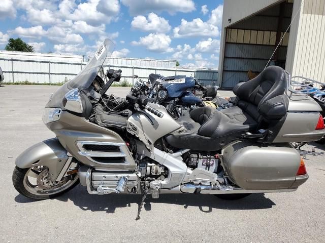 2002 Honda GL1800