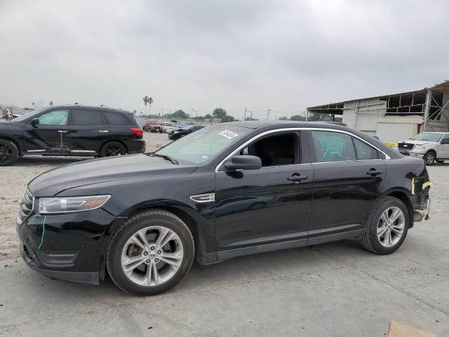 2018 Ford Taurus SEL