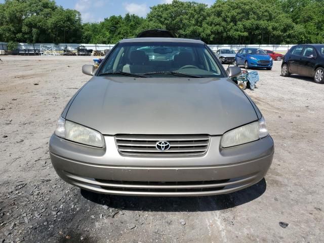 1999 Toyota Camry LE