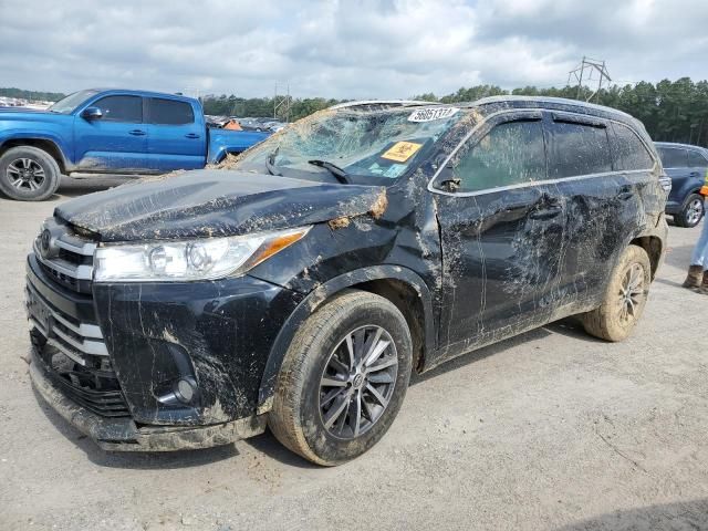 2019 Toyota Highlander SE