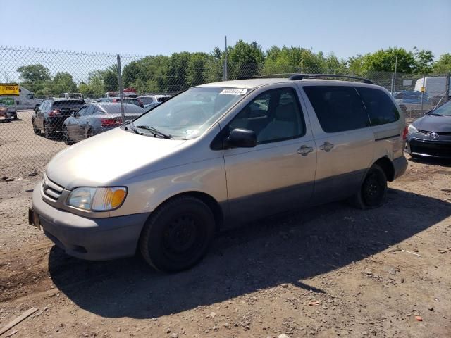 2003 Toyota Sienna CE