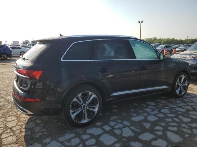 2021 Audi Q7 Prestige