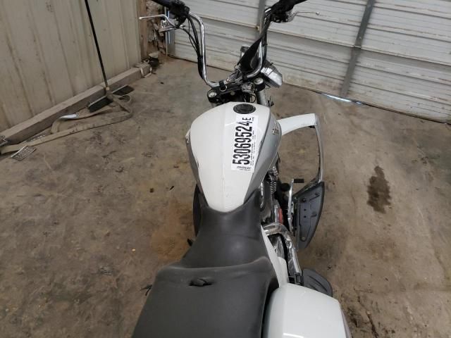 2011 Victory Cross Country Standard