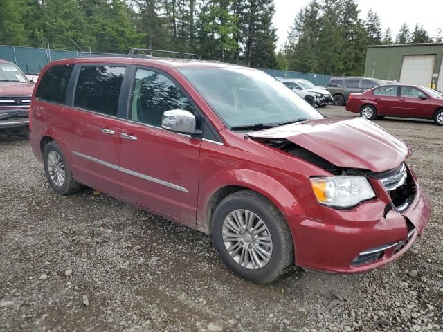 2016 Chrysler Town & Country Touring L