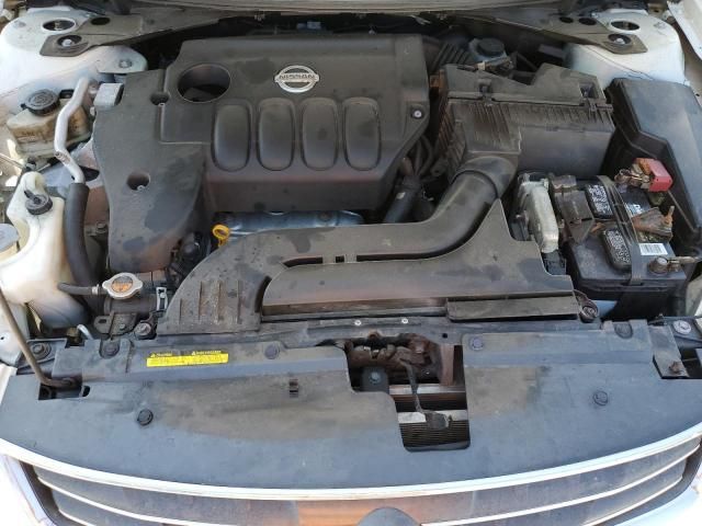 2010 Nissan Altima Base