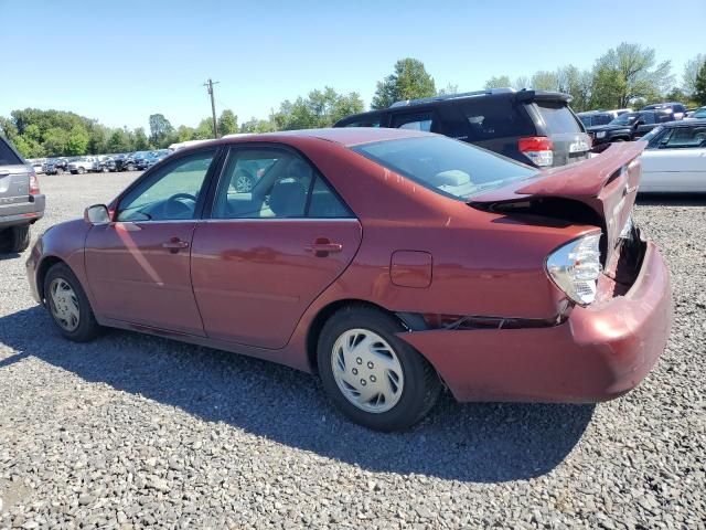 2004 Toyota Camry LE