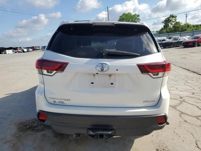 2019 Toyota Highlander SE