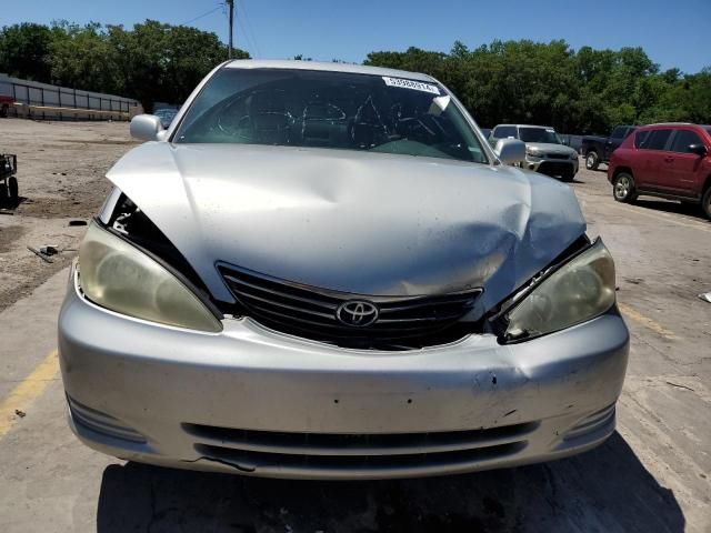 2004 Toyota Camry LE