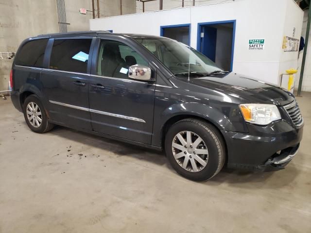 2011 Chrysler Town & Country Touring L