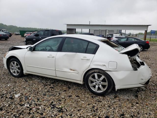 2004 Nissan Maxima SE